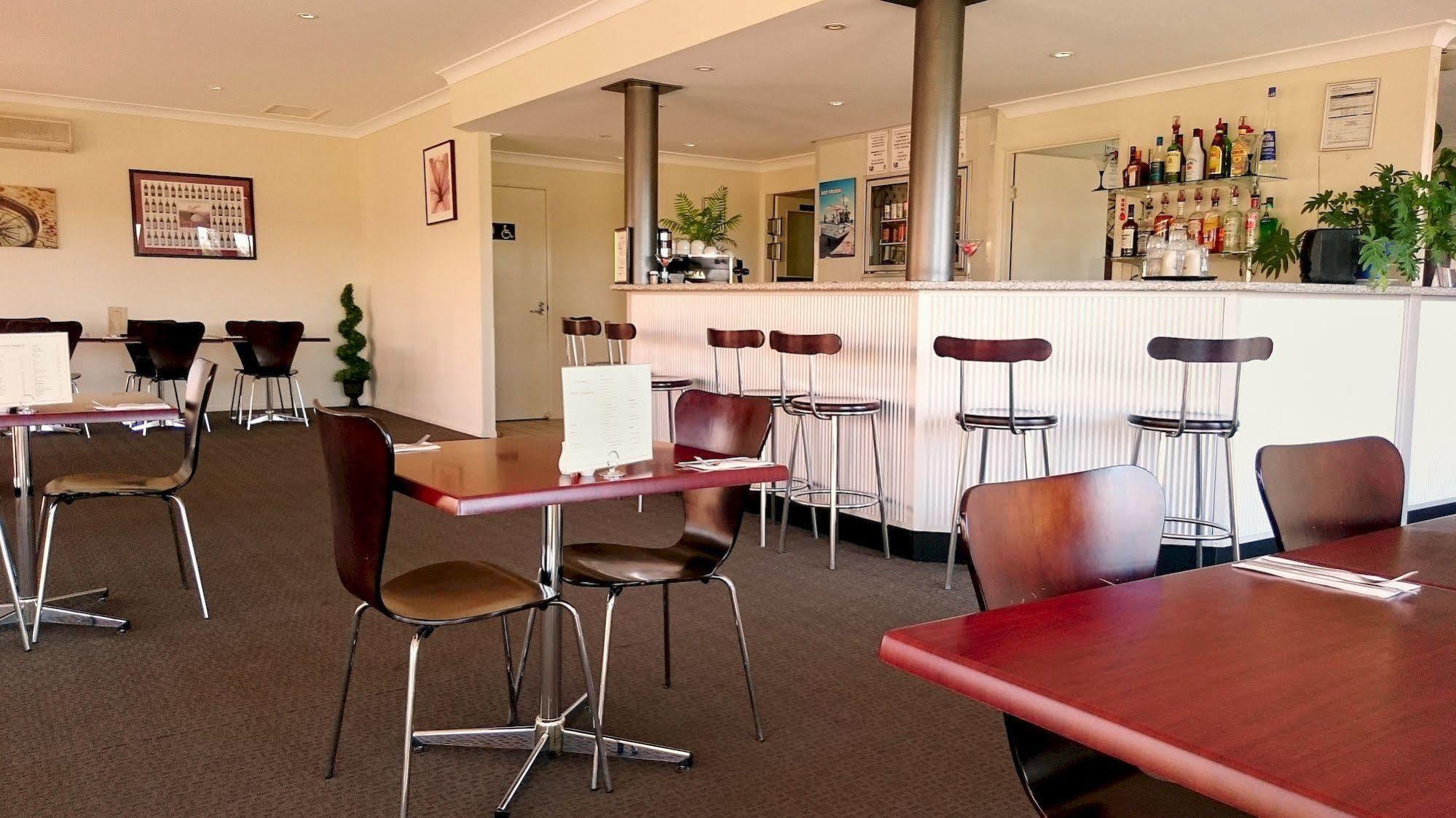 Country Roads Motor Inn Goondiwindi Exterior foto